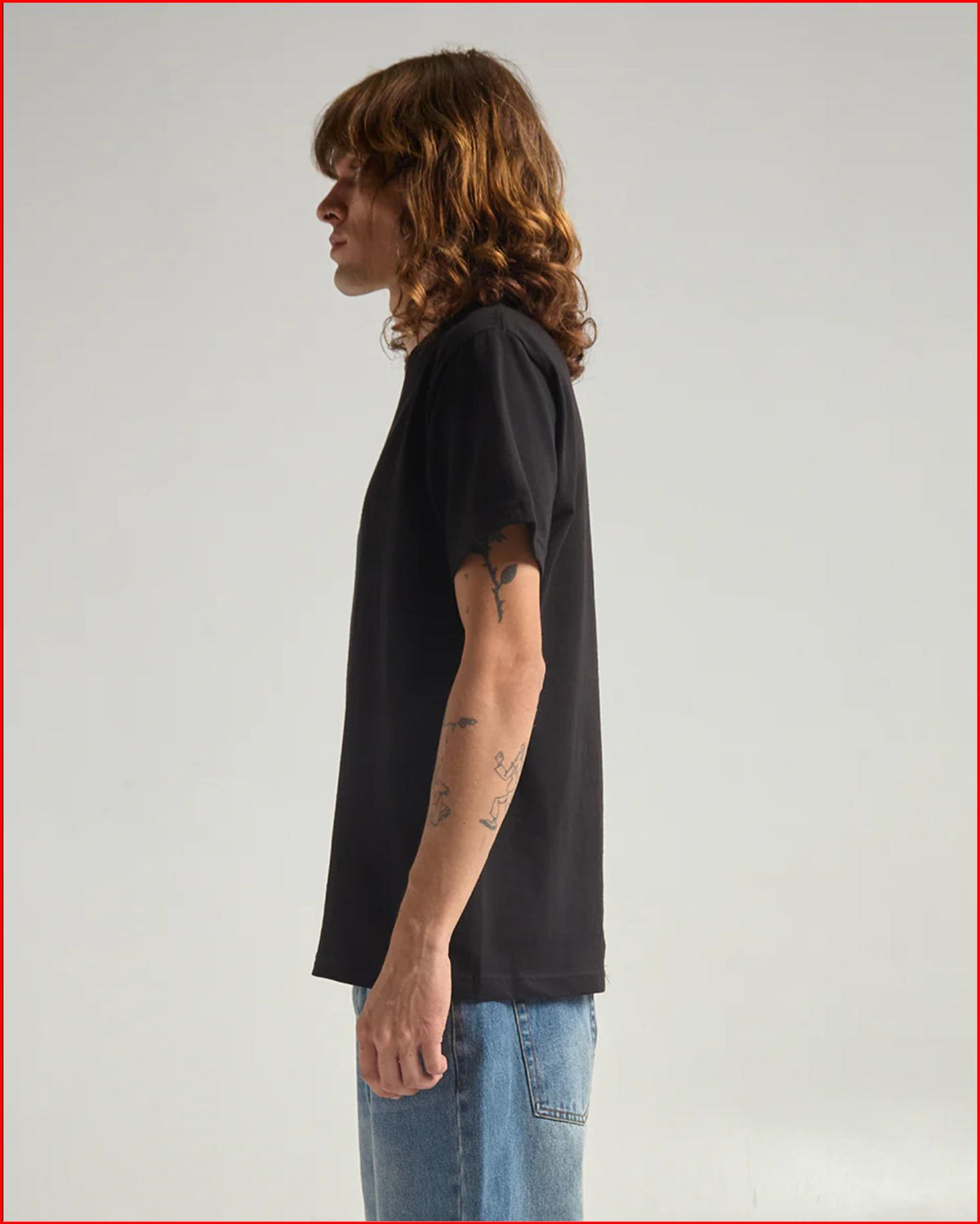 Shaka Wear SHASS Men's 6 oz. Heavyweight 18 Singles Yarn Soft-Spun Cotton Knit T-Shirt - Crew Neck, Short Sleeves (Keep Arms Free to Move), Classic Fit, Easy-to-Style Plain Casual Active Tee